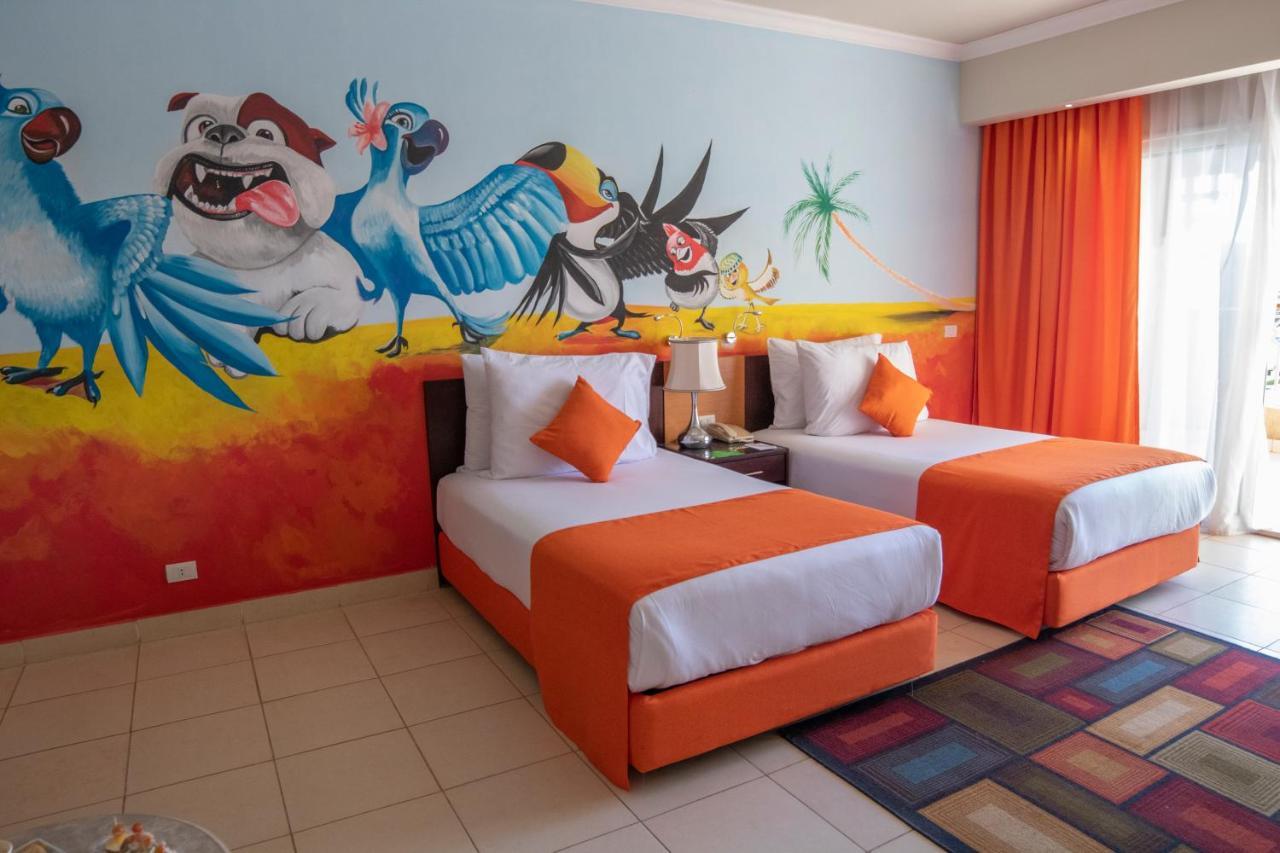 Parrotel Lagoon Resort
