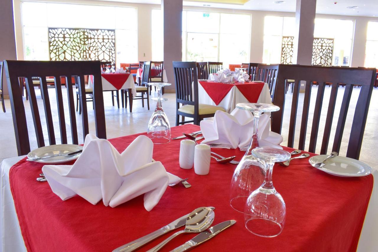 Resort Parrotel Lagoon