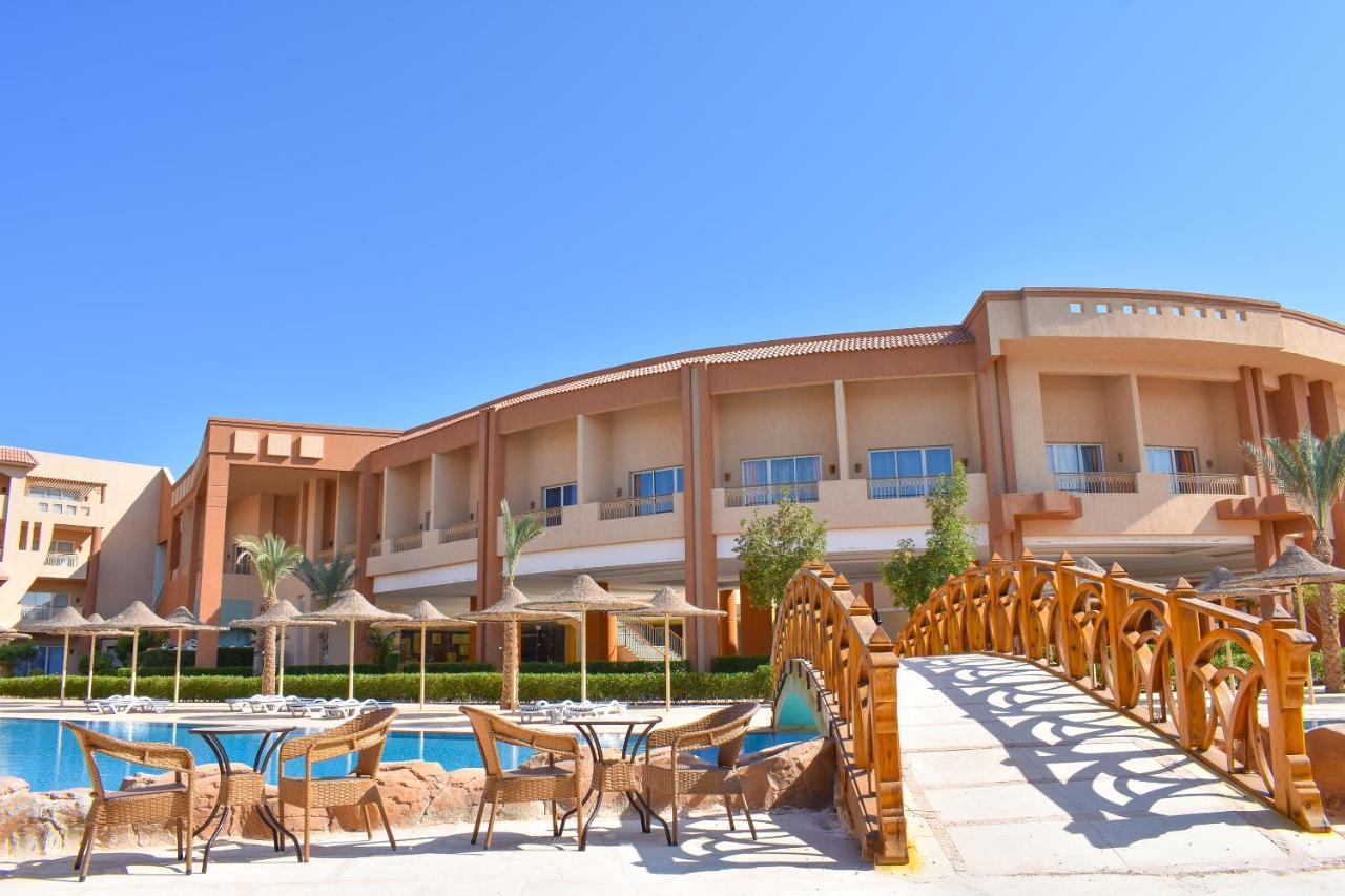 Resort Parrotel Lagoon 5*